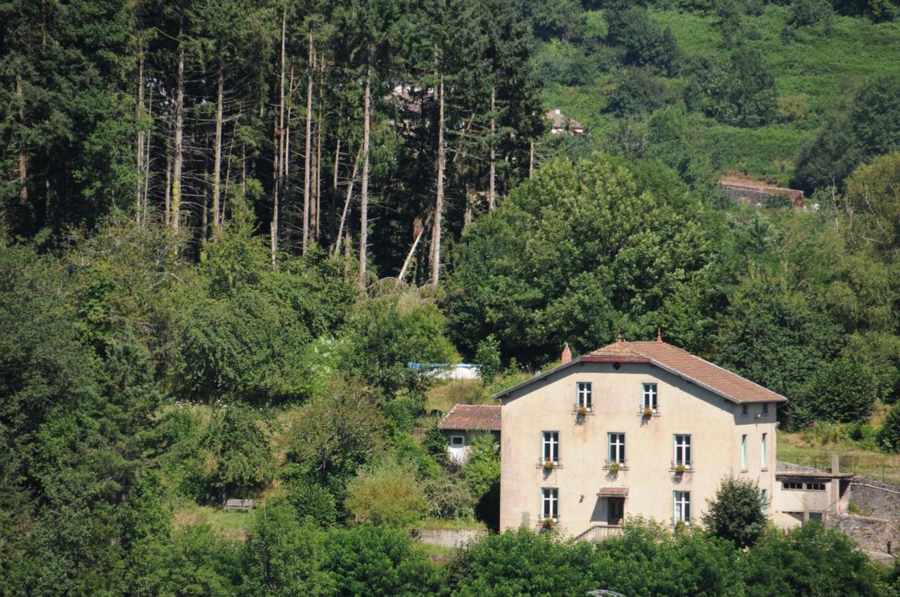 Le Coteau D'Olliergues Bed & Breakfast Eksteriør bilde
